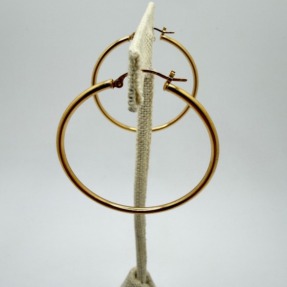 Vintage 14kt Yellow Gold 42mm round hoop earrings! - Picture 7 of 15